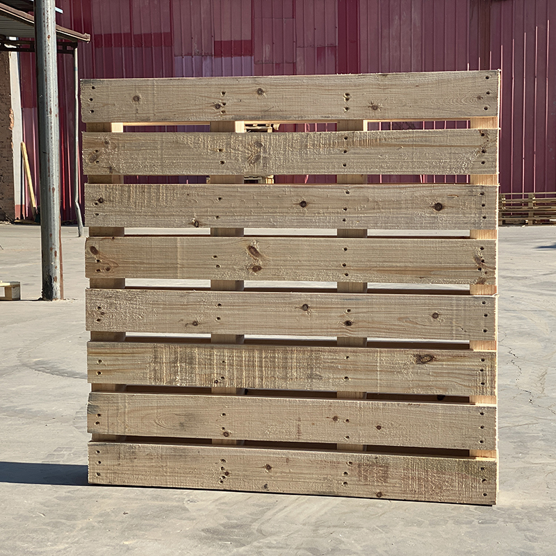 Wooden Industrial Grade Hardwood Shipping Durable Reusable Stackable Easy To Handle Commercial Floor Pallet